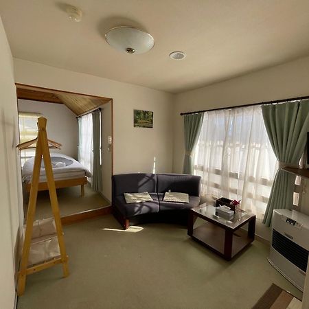 Bed and Breakfast Hakuba Snow Fox Exteriér fotografie